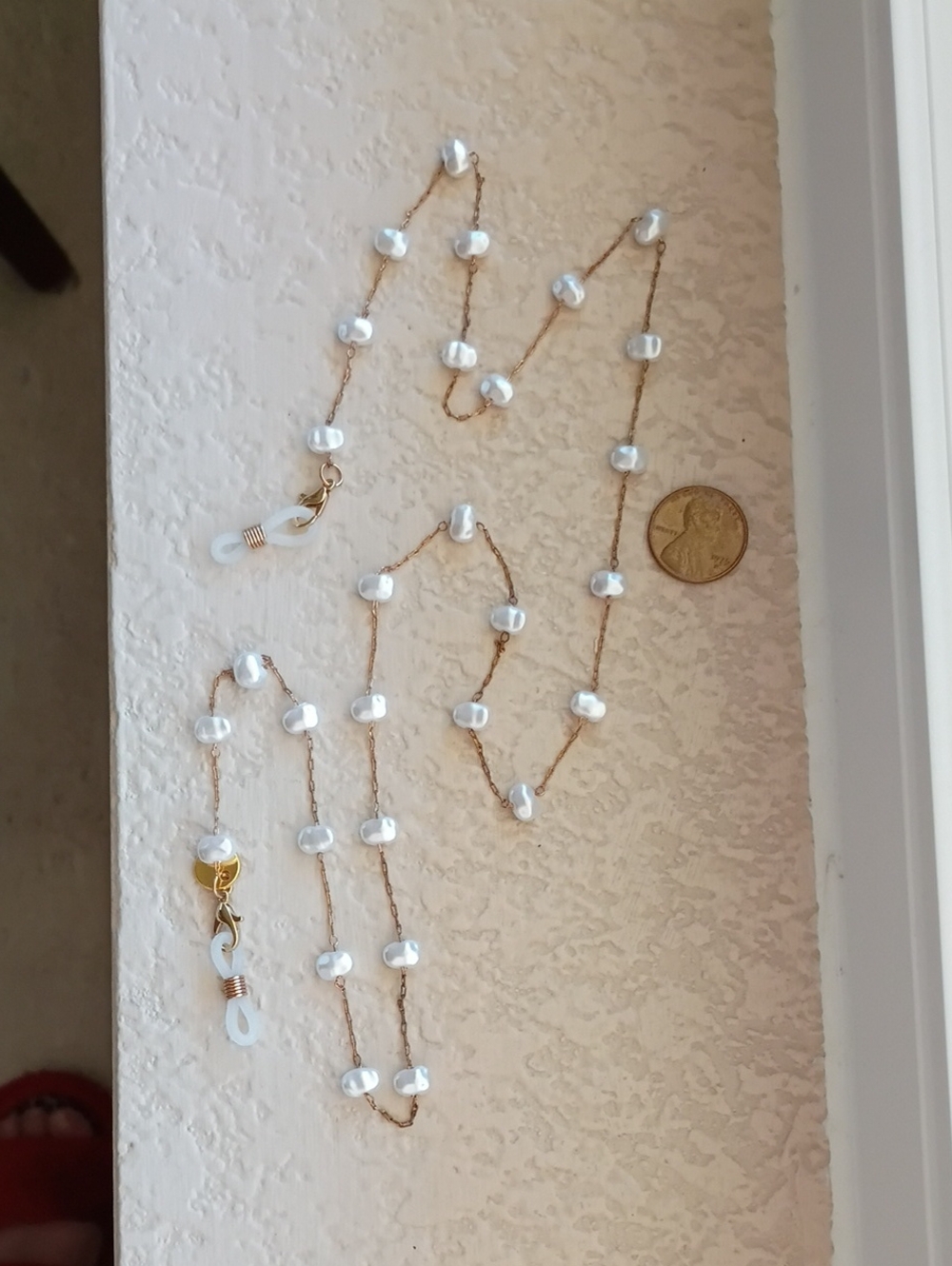 Delicate White Pearl Eyeglass Gold Chain Necklace